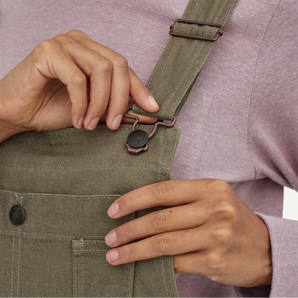 NWT Patagonia All Season Hemp Canvas Bib Overalls Women’s Size XS LONG - Picture 8 of 9